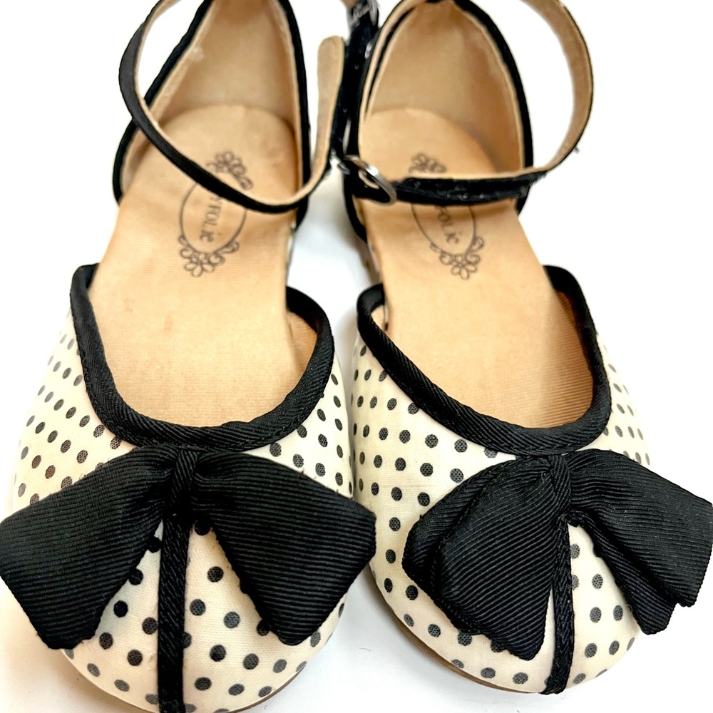 Joyfolie size 10 Vintage inspired Polka Dot Bow Flats